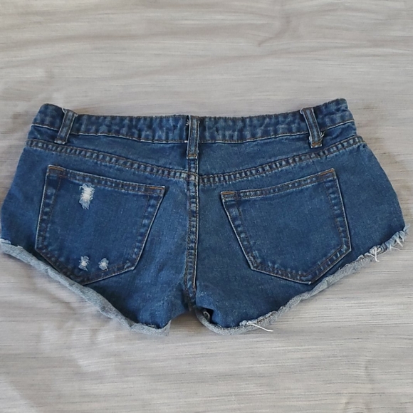 Cut Off Jean Shorts - Picture 2 of 7